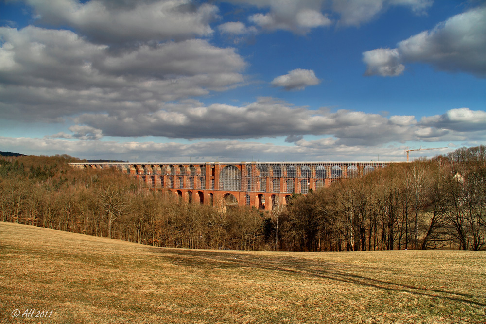 Die Göltzschtalbrücke am 06. März 2011 mit Postkartenhimmel