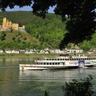 Die GOETHE vor Schloß Stolzenfels in Koblenz