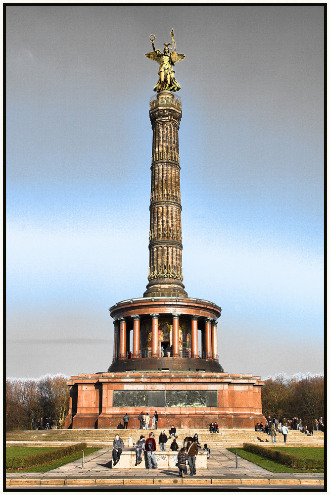 Die "Goldelse" in Tiergarten in Gold