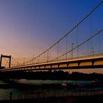 Die Golden Gate Bridge ....