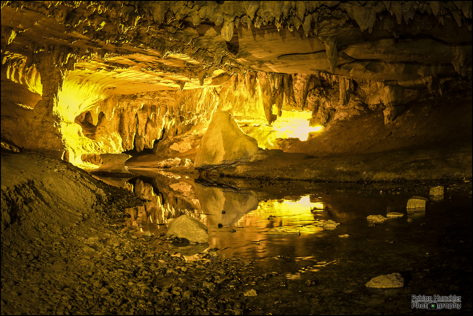 Die goldene Höhle