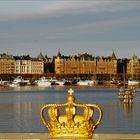 die Goldene Krone auf der Skeppsholm Brücke in Stockholm