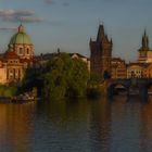 Die goldene Stadt in goldenem Licht