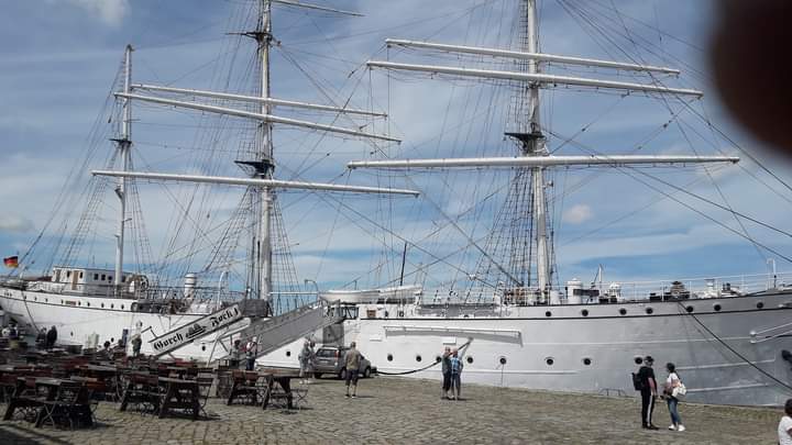 Die Gorch Fock 1 im Hafen von Stralsund