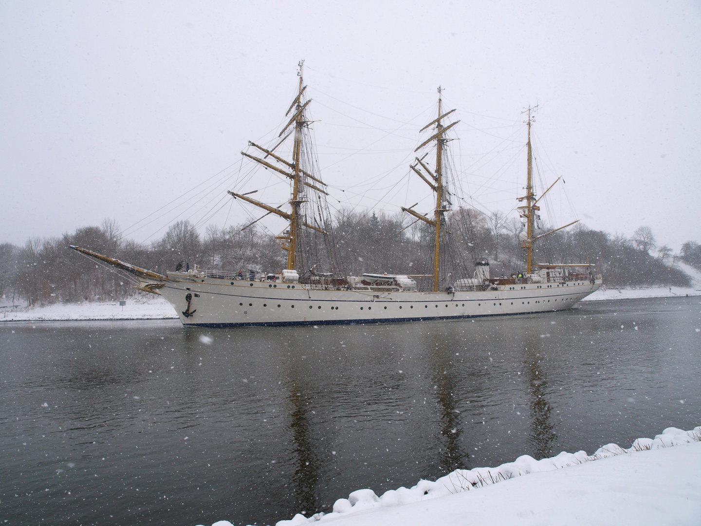 Die Gorch Fock auf dem Nord-Ostsee-Kanal