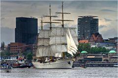 Die "Gorch Fock" ...