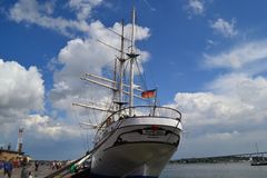 Die Gorch Fock ll im Hafen von Stralsund