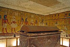 Die Grabkammer des Pharao Eje