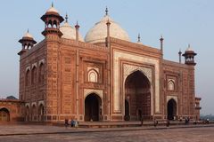 Die Grabmoschee beim Taj Mahal