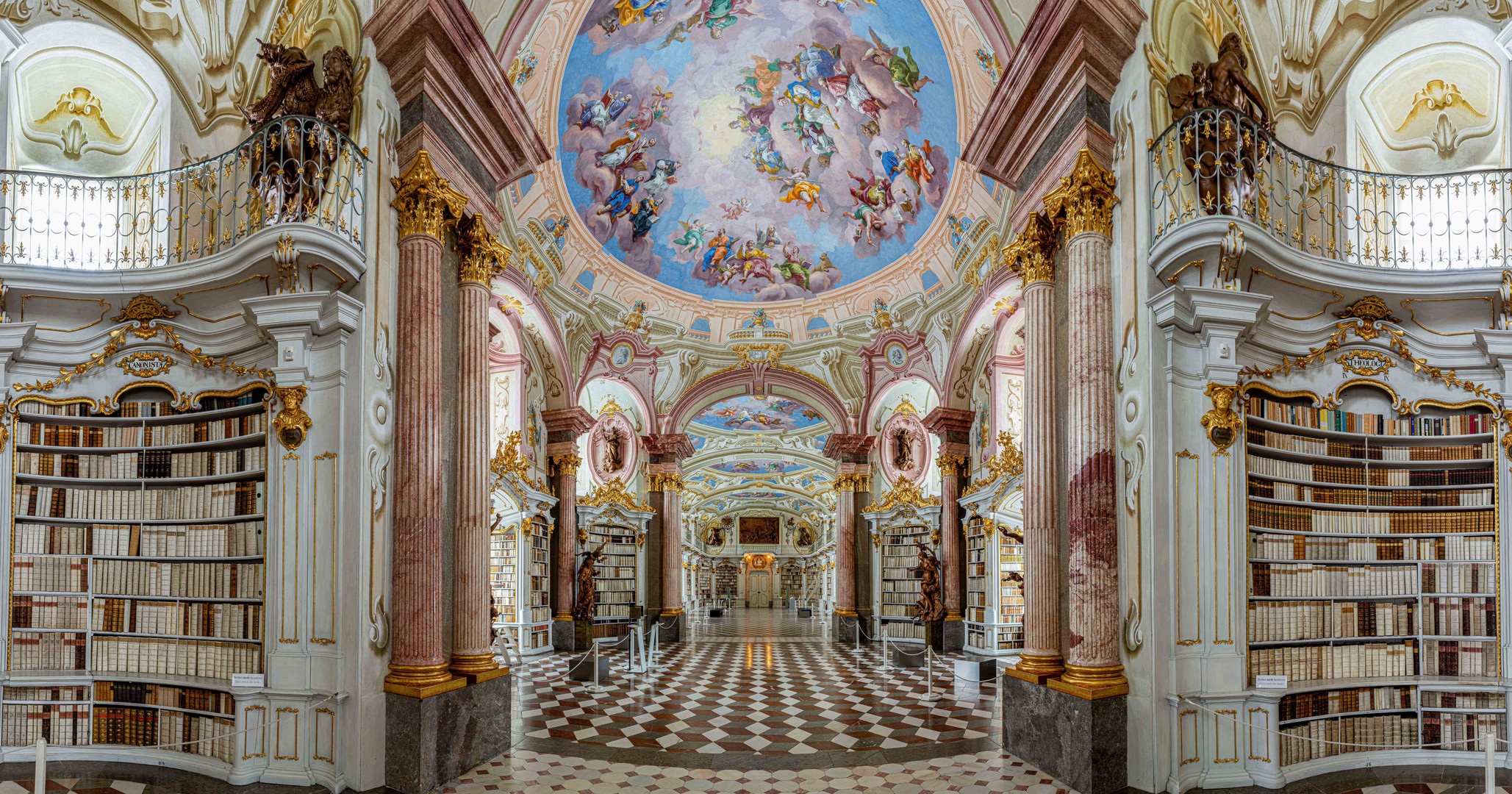 Die grandiose Stiftsbibliothek in Admont