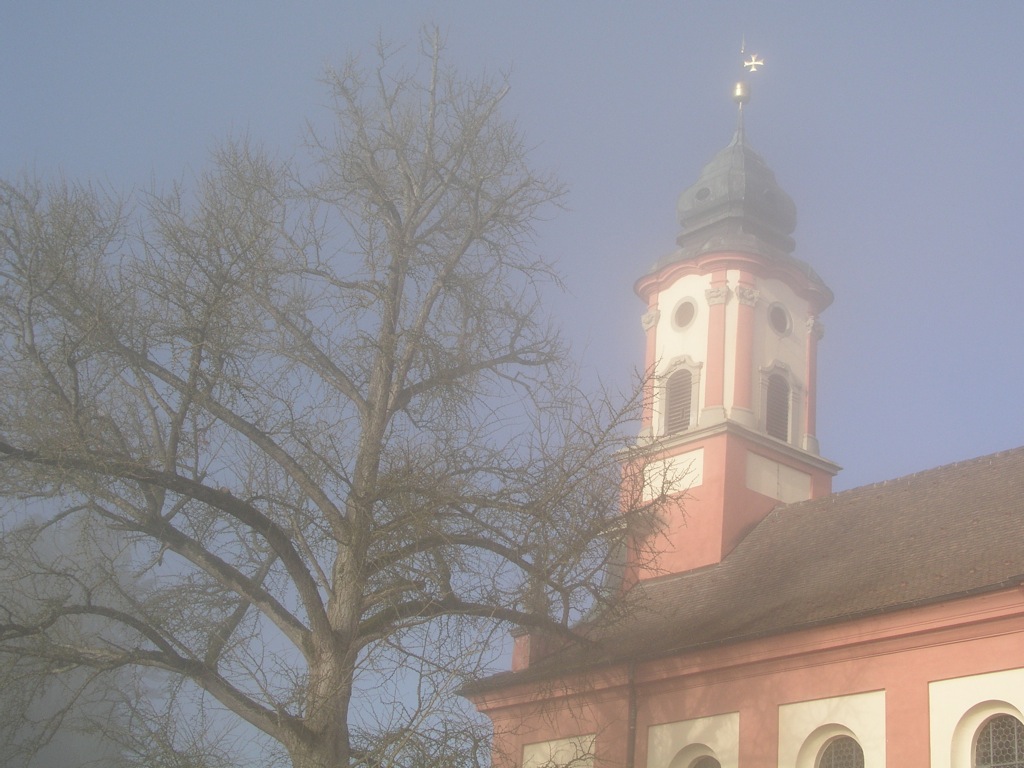 Die grauen Nebel hat das Licht durchdrungen....