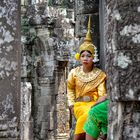 Die Grazien vom Bayon Tempel 02