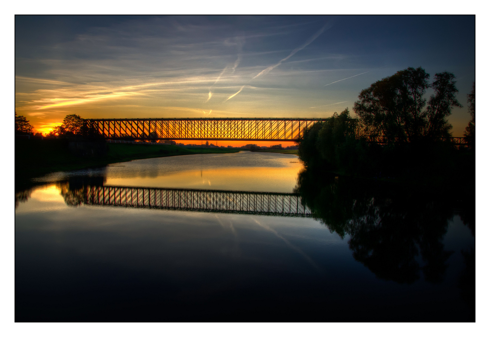 Die Griethausener Eisenbahnbrücke