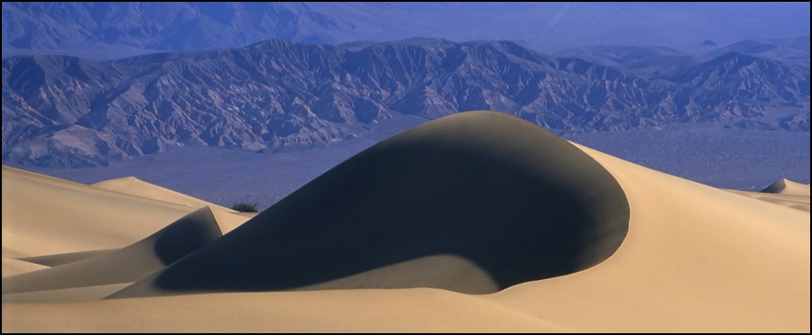 Die große Düne im Death Valley