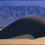 Die große Düne im Death Valley