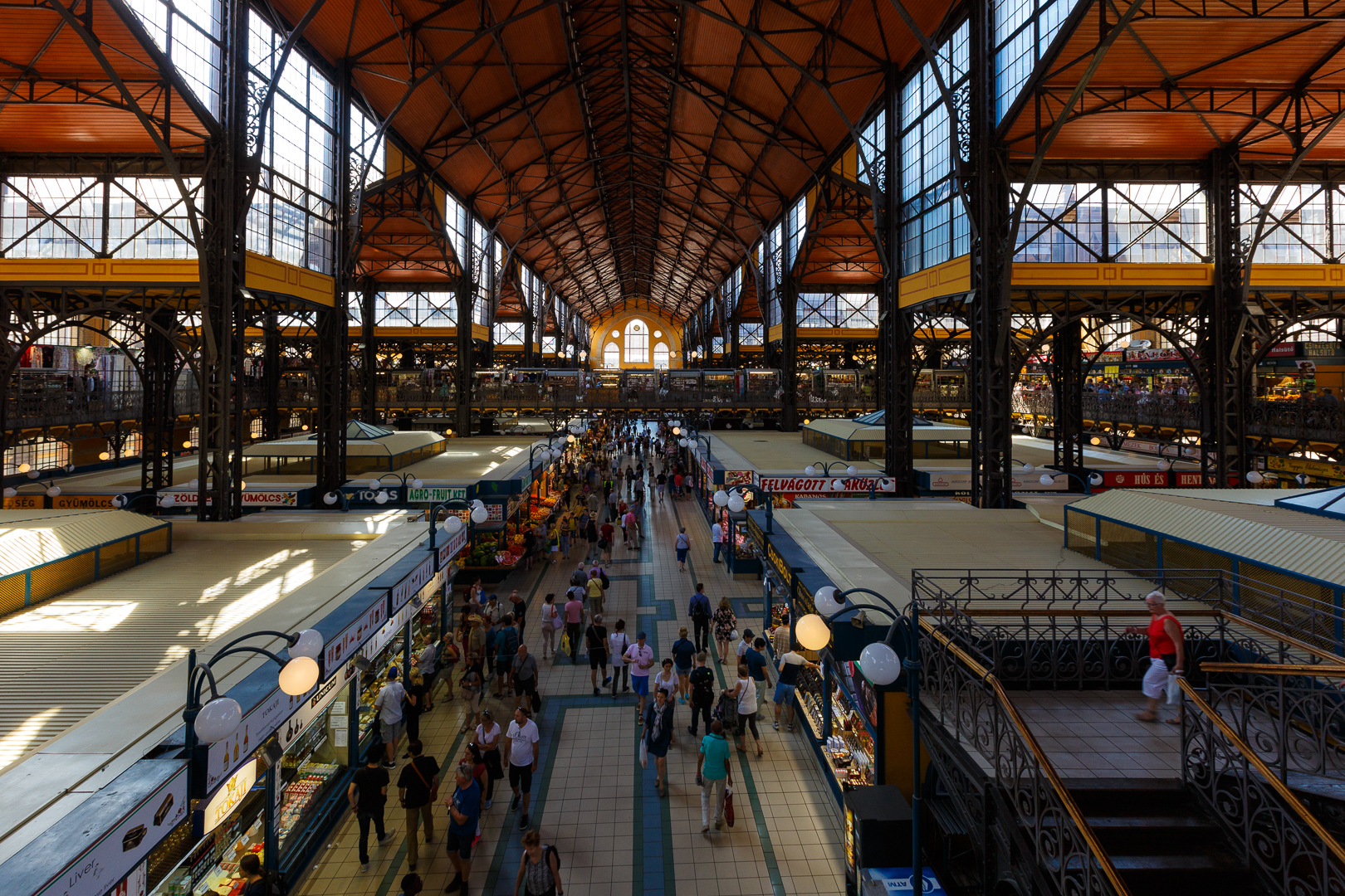 Die gro e Markthalle Budapest  Foto Bild world 