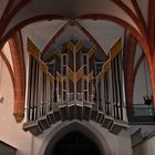 Die große Orgel über dem Westportal in der Stadtkirche Bad Hersfeld 