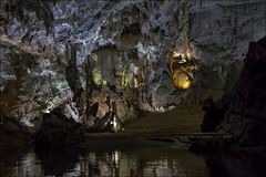 die Grotten sind so groß, daß ein Lazarett der Vietcong eingerichtet werden konnte