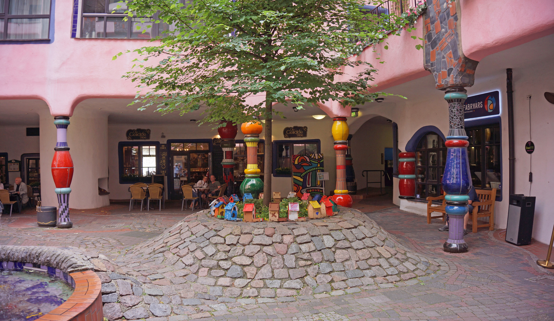 Die grüne Zitadelle-Hundertwasserhaus in Magdeburg