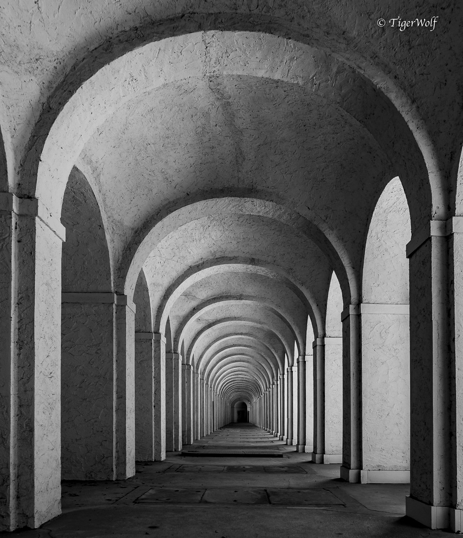 Die Gruftenhalle im Frankfurter Hauptfriedhof