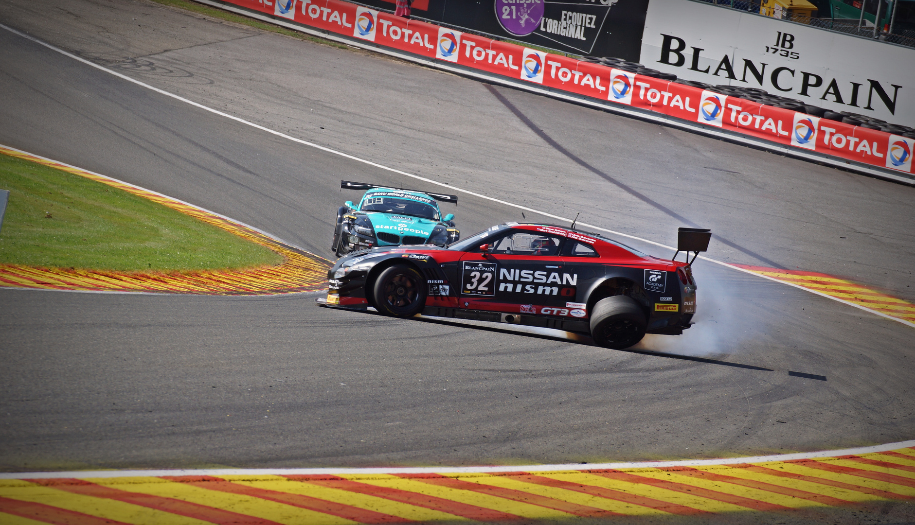 Die Gt Academy geht fliegen in Eau Rouge