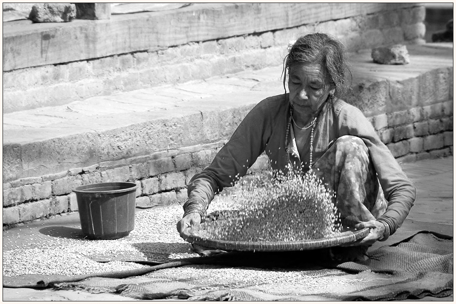 die Guten ins Töpfchen Foto & Bild | asia, nepal, south asia Bilder auf