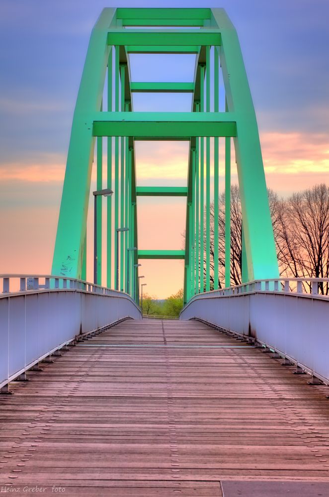 Die Hafenbrücke