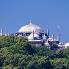 Die Hagia Sophia in einem Wald von Minaretten...