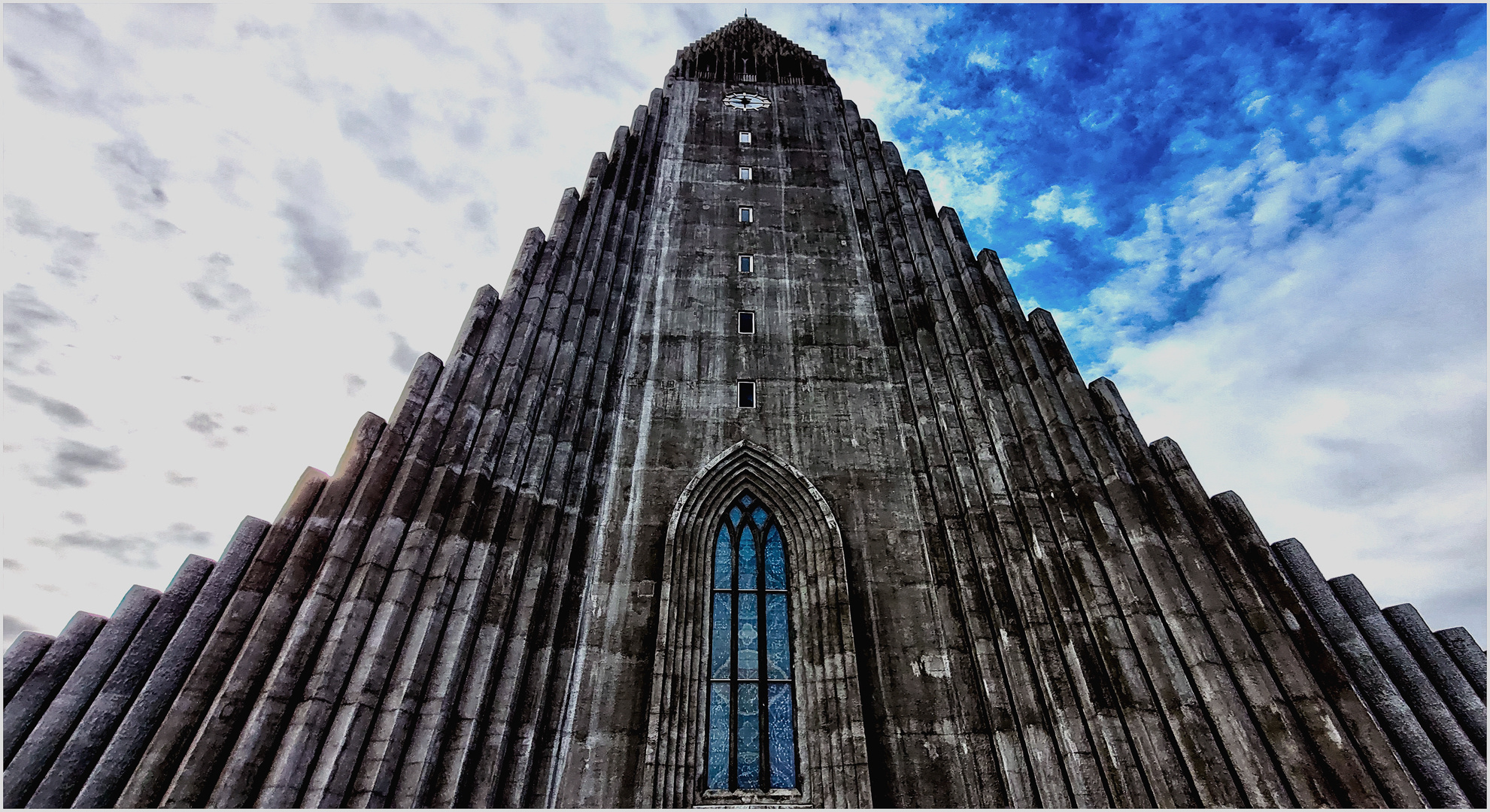 Die Hallgrimskirche in Reykjavik, 2022 