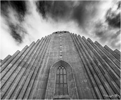 Die Hallgrímskirkja...