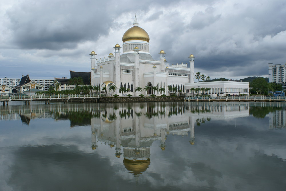 Die Hauptmoschee in Bandar Seri Begawan