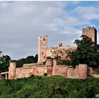 Die Henneburg hoch über dem Main 