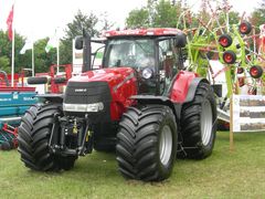 Die heutige Traktorgeneration ;Case-IH  225 / 257PS