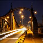  Die historische Drehbrücke in Krefeld-Linn ...