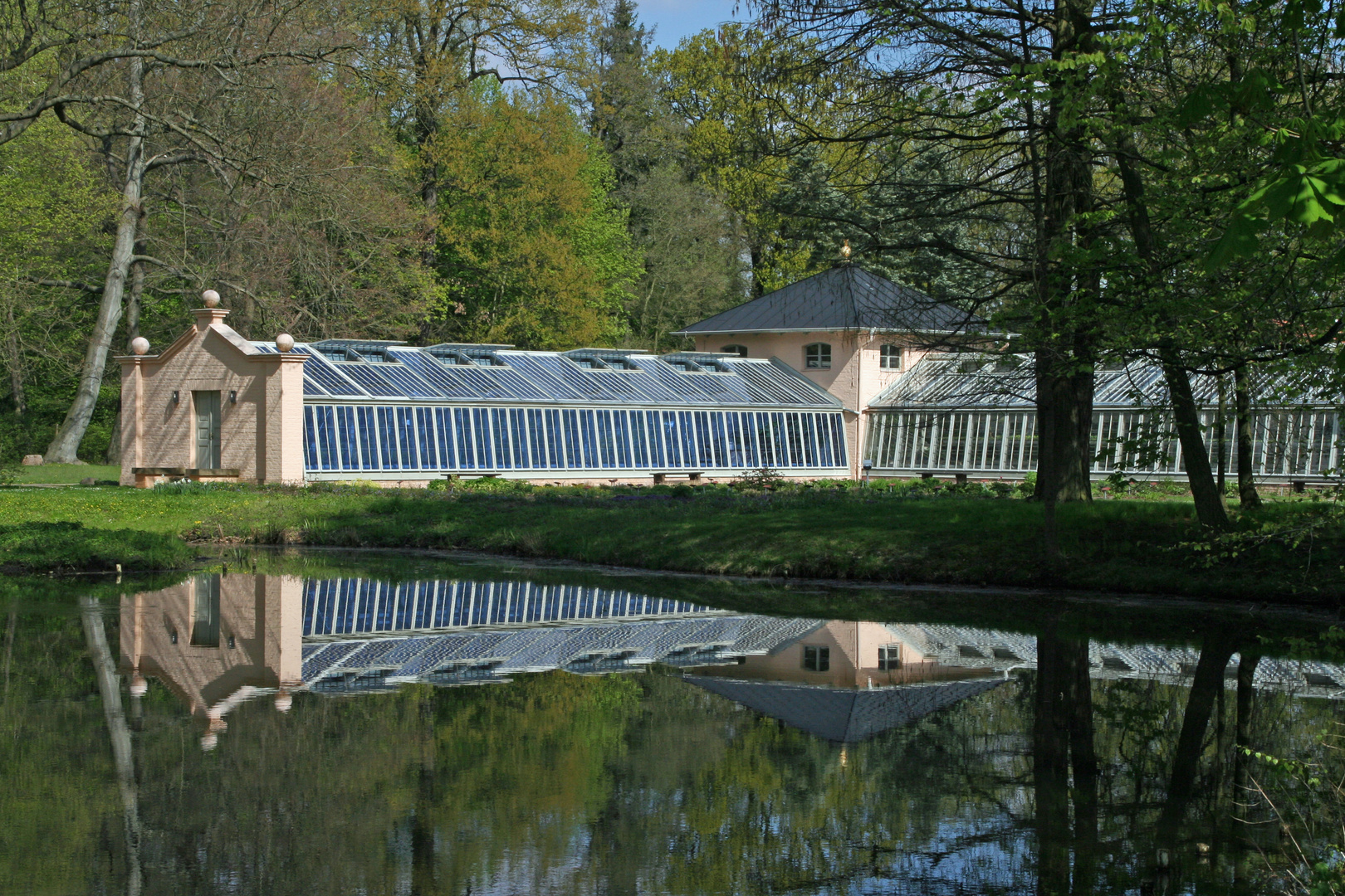 Die historische Gärtnerei im Park Branitz bei Cottbus