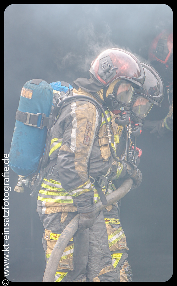 Die Hitzköpfe der Feuerwehr.....