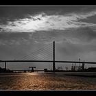 Die Hochbrücke über den Stralsunder Ziegelgraben... 