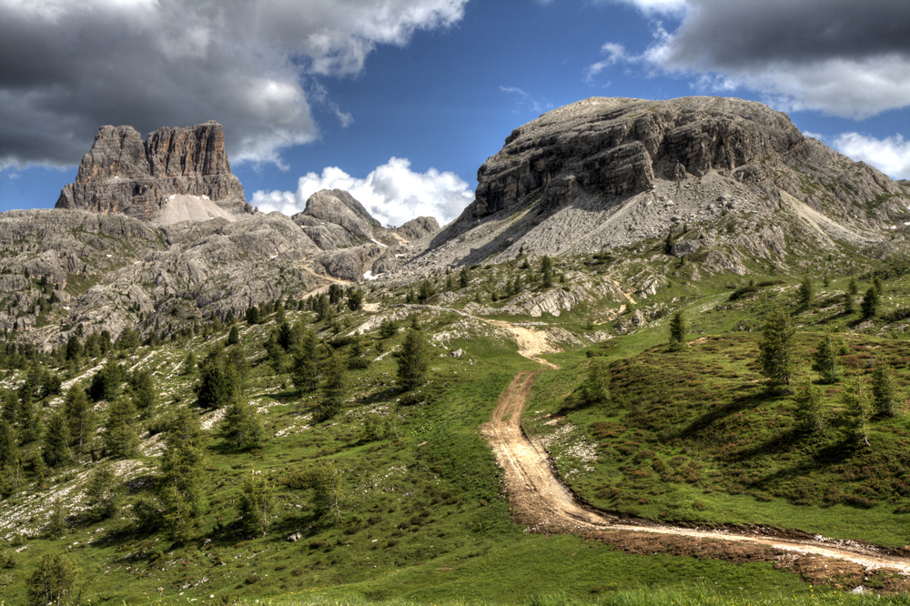 Die Hochebene des Falzaregopass