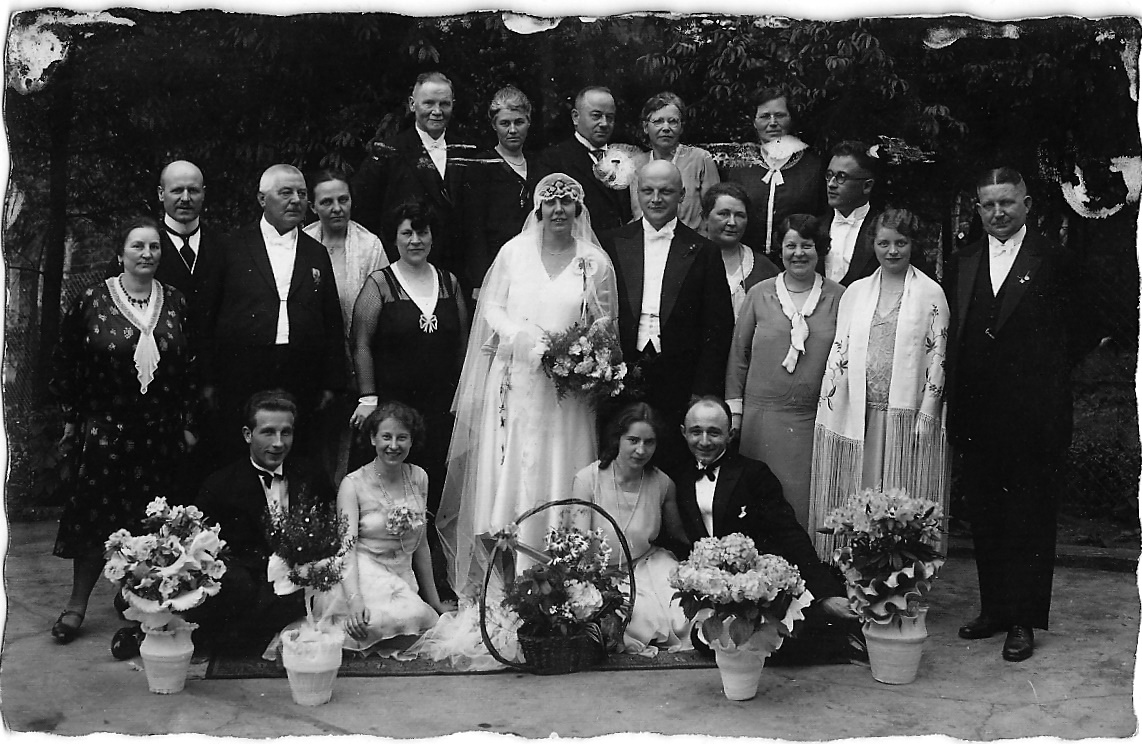 Die Hochzeitsgesellschaft - 17. Mai 1930