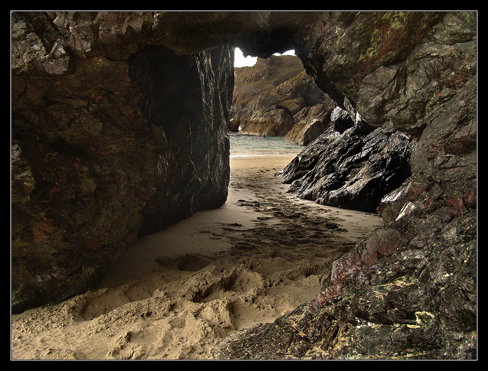 die Höhle