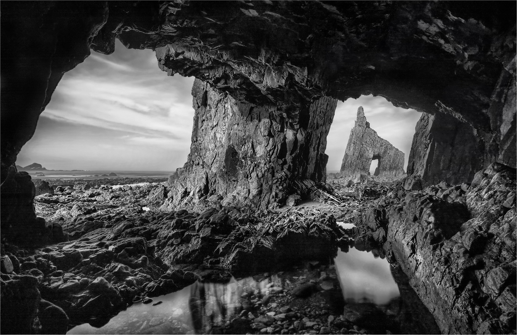 Die Höhle am Meer