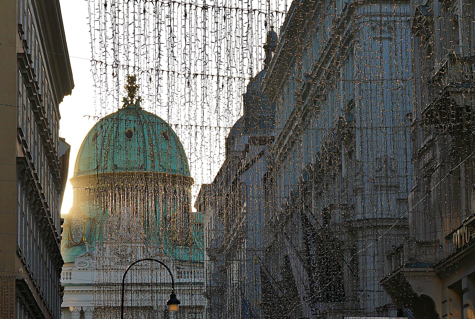 Die Hofburg, verschleiert-