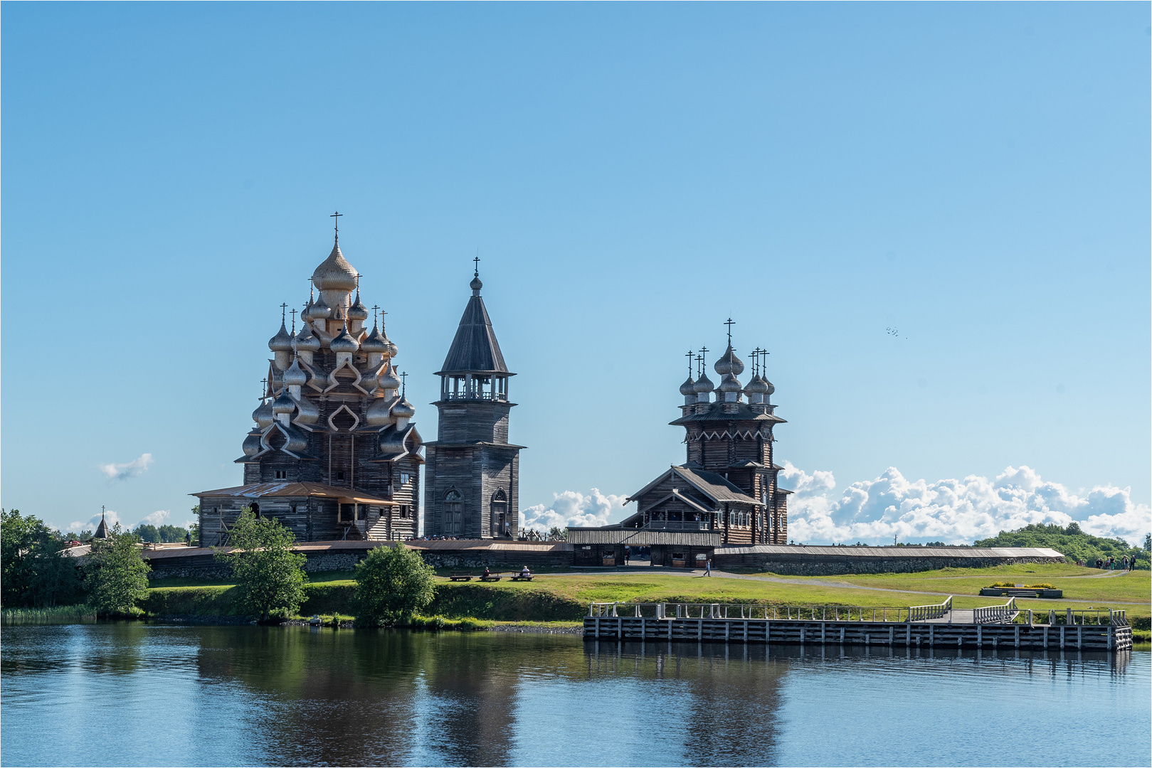 Die Holzkirchen von Kischi