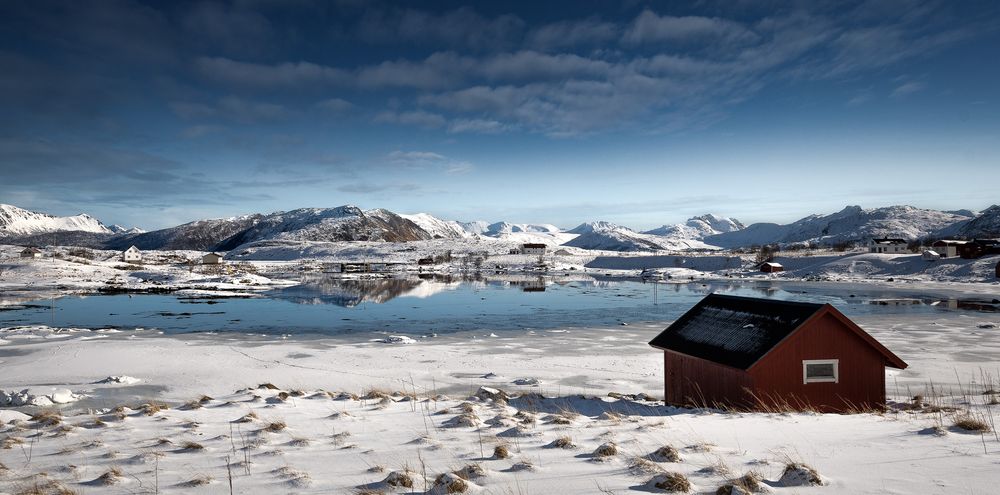 … die Hütte am Fjord.