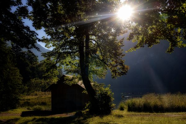 die Hütte am See