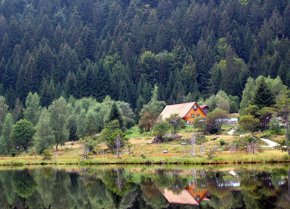 Die Hütte am See...