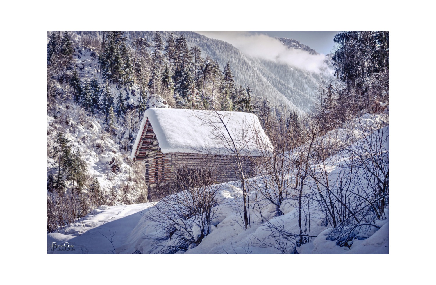 Die Hütte im Schnee