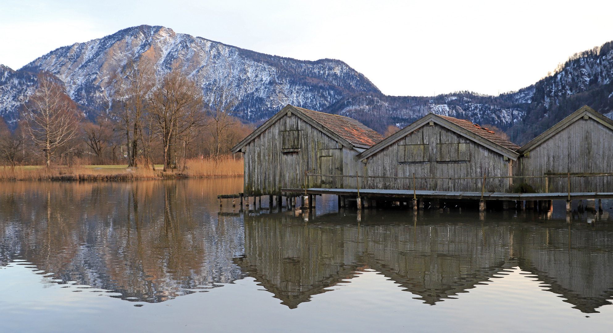 Die Hütten am Kochelsee