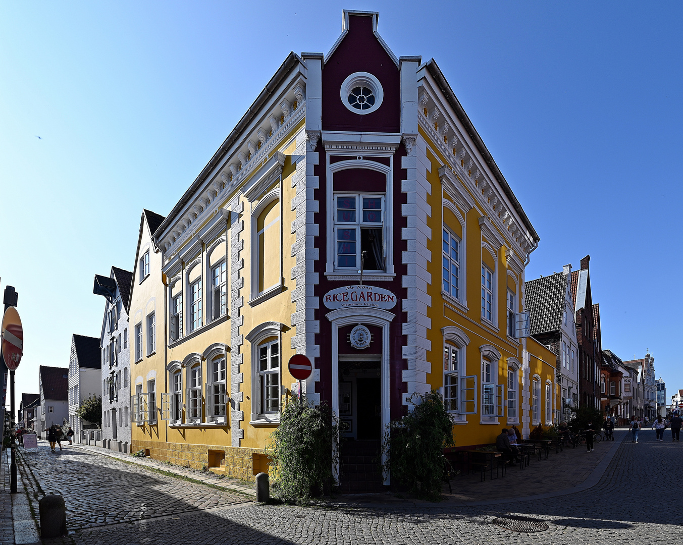 Die Husumer Altstadt und Binnenhafen im Spätsommer