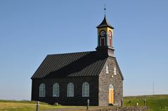 Die Hvalneskirkja an der Westküste der isländischen Halbinsel Reykjanes